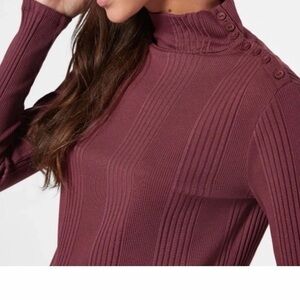 Joie Lanigan Mock Turtleneck Top Burnt Currant Size Small NWT